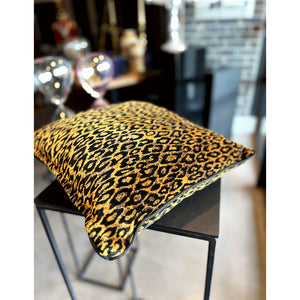 KONRAD INTERIOR SELECTION - Cushion "Leopard" Gold